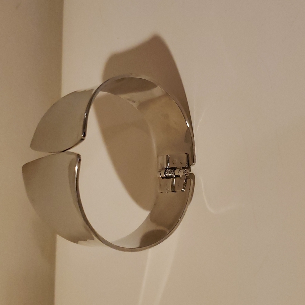 Large Bangle - image 4